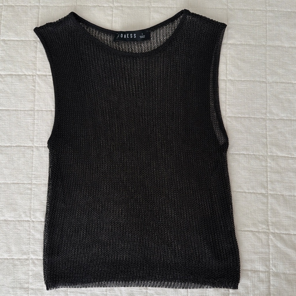 Lioness mesh top